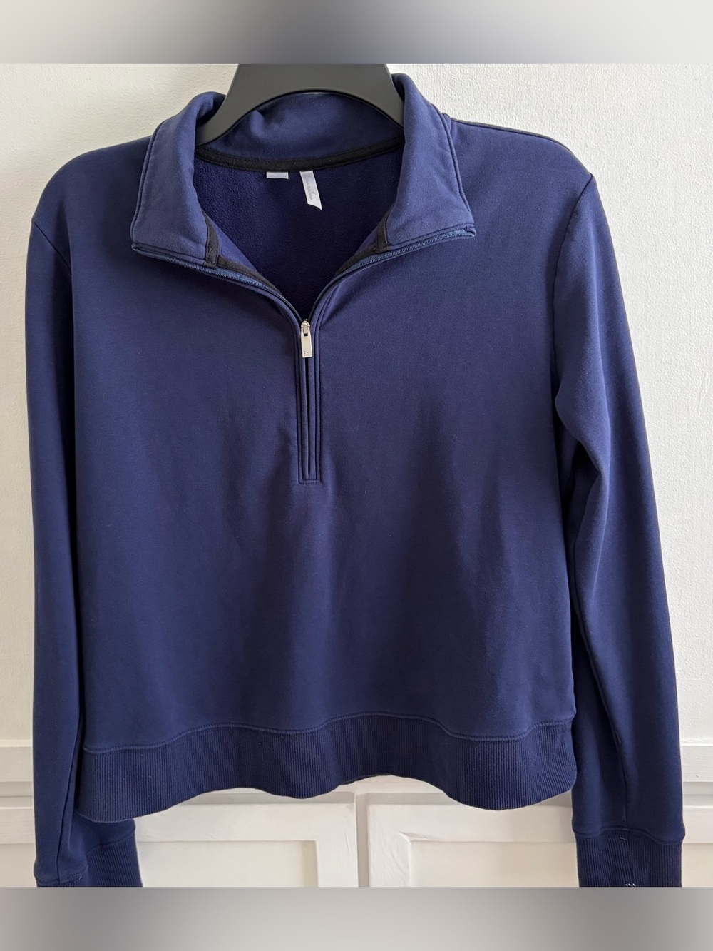 Travis Mathew Navy Half-Zip Women's Pullover Size M Excellent Shape